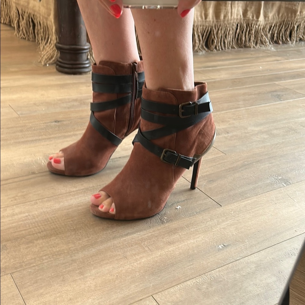 Gianni Bini Brown and Black Heeled Boots with Ankle Straps